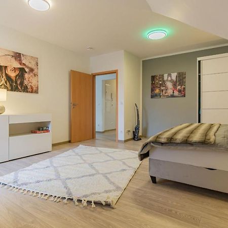 Altstadtapartment, 80 Qm,2 Schlafzimmer,Parkplatz,Netflix Cottbus Exterior photo