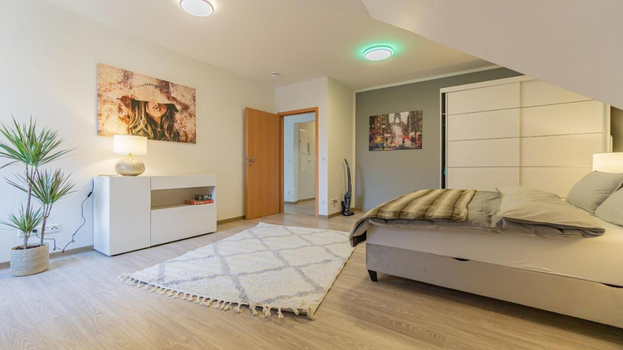 Altstadtapartment, 80 Qm,2 Schlafzimmer,Parkplatz,Netflix Cottbus Exterior photo